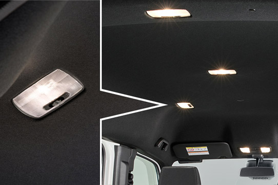 ワークランプ（助手席側開口部）