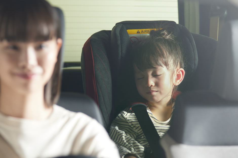 高い静粛性でお子さまも車内でぐっすり