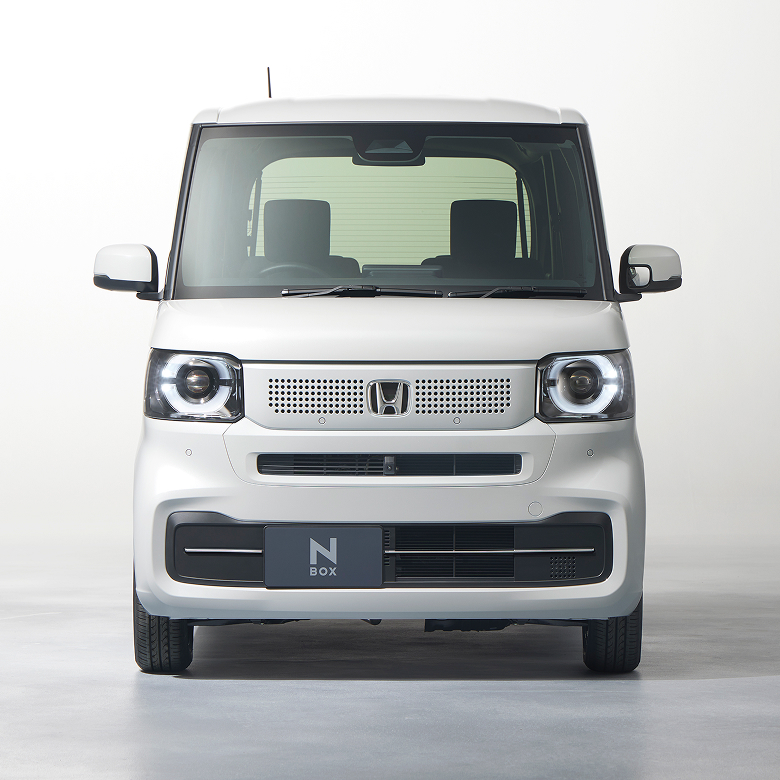 N-BOX