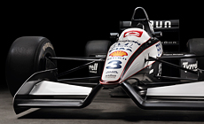 撮影個体は「Tyrrell」のロゴがサイドポンツーン前部に大きく描かれた、終盤2戦を戦った仕様。この年がラストイヤーとなったピレリタイヤの不安定さや資金難のチーム事情など、様々な面で歯車が噛み合わないシーズンとなった。