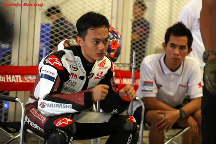 UNDAEUCfBb#22 Satu HATI. Honda Team Asia