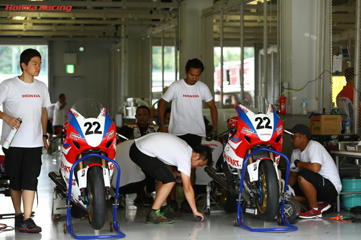 #22 Satu HATI. Honda Team Asia