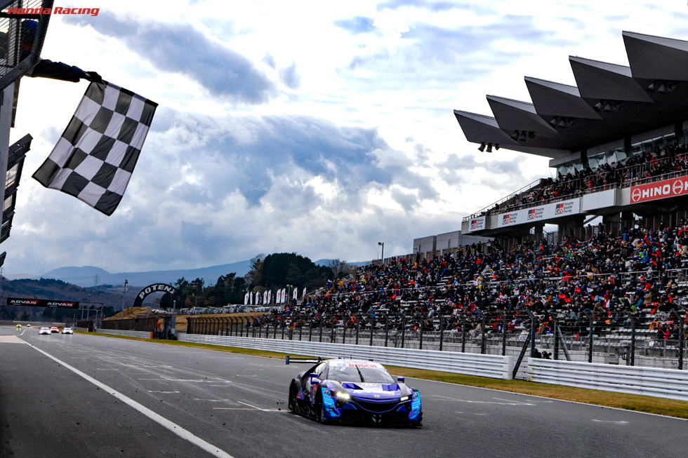 #100 RAYBRIG NSX-GT 山本尚貴/牧野任祐