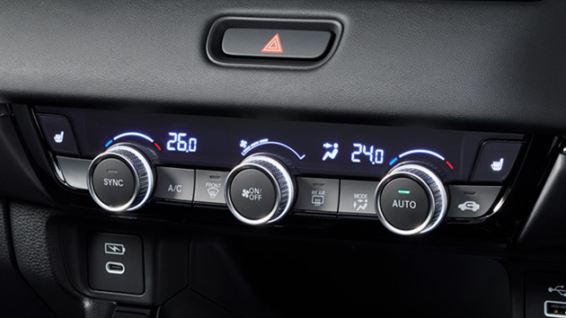 左右独立温度コントロール式フルオート・エアコンディショナー​​