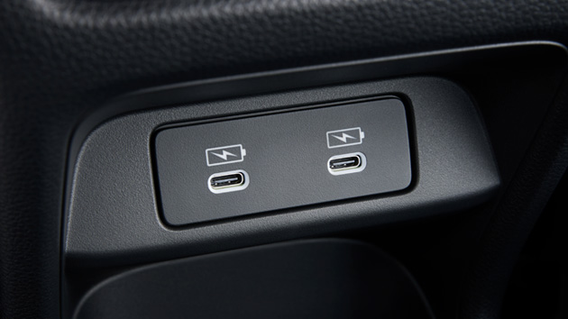 後席用USBチャージャー（Type-C/2個付）​