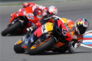 _jEyhTƁA肵n߂AhAEhBcBI[]ɉAV[Y̓P[V[EXg[i[Repsol Honda TeamɉB