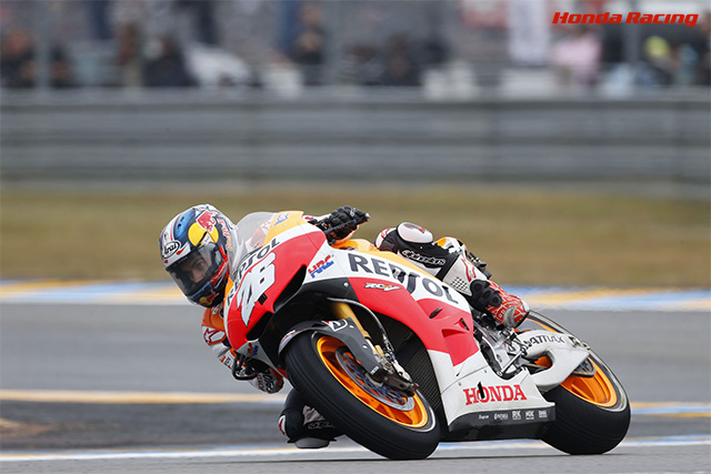 Honda 雨のレースでペドロサが優勝 スペインgpから2連勝で総合首位 マルケスも開幕から4戦連続表彰台獲得の3位でフィニッシュ