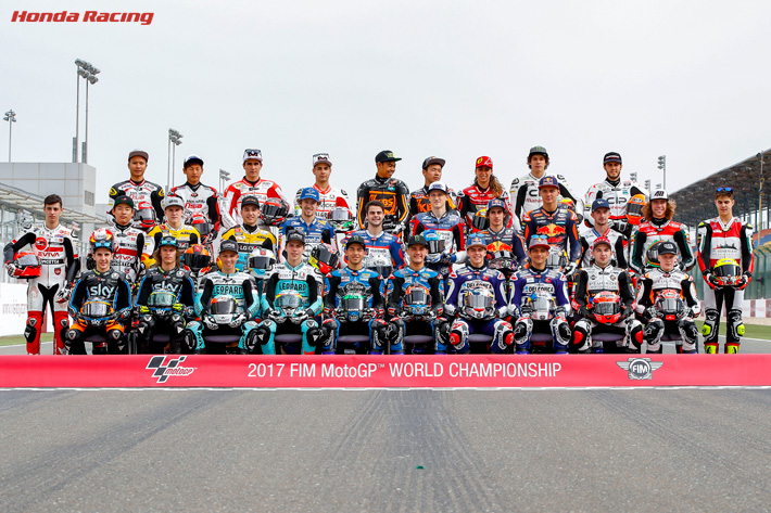 Moto3ライダー集合写真