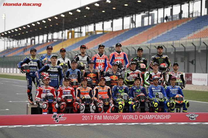 MotoGPライダー集合写真