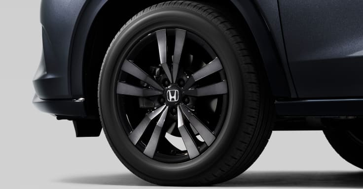 18インチアルミホイール （ベルリナブラック＋ダーク切削クリア）