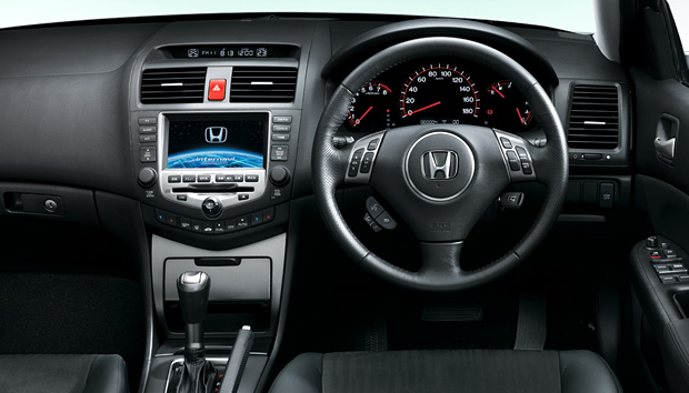 Honda アコード 08年11月終了モデル 内装 Type S コクピット