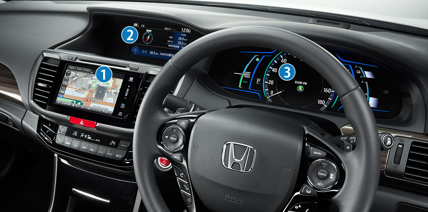 スムーズな運転を支援する、先進的で機能的な情報表示。