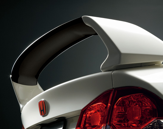 Honda シビック Type R 11年3月終了モデル Webカタログ ボディ 大型リアスポイラー Honda シビック Type R 11年3月終了モデル Webカタログ ボディ 大型リアスポイラー