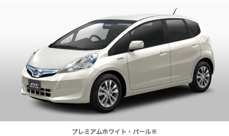 HYBRID・XHセレクション | タイプ・価格 | フィット（2013年8月終了