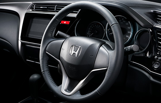 ガソリン車 タイプ 価格 グレイス 17年6月終了モデル Honda