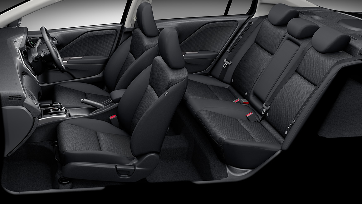 タイプ一覧 タイプ 価格 装備 グレイス 年7月終了モデル Honda公式サイト