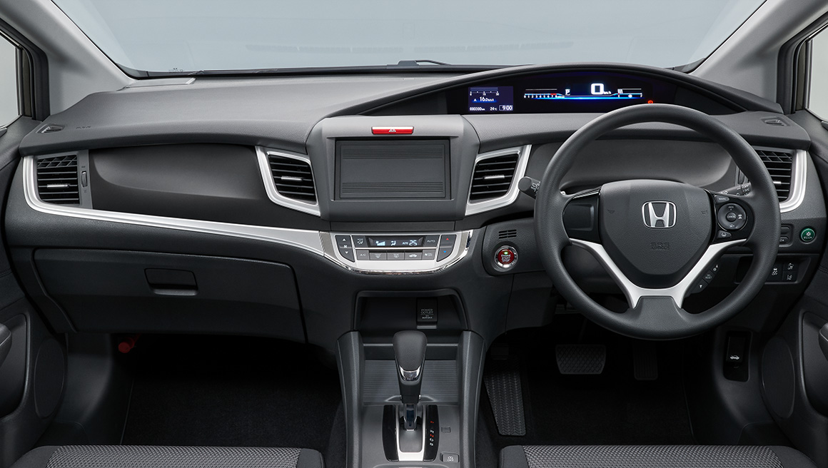タイプ一覧 タイプ 価格 装備 ジェイド 2020年7月終了モデル Honda公式サイト