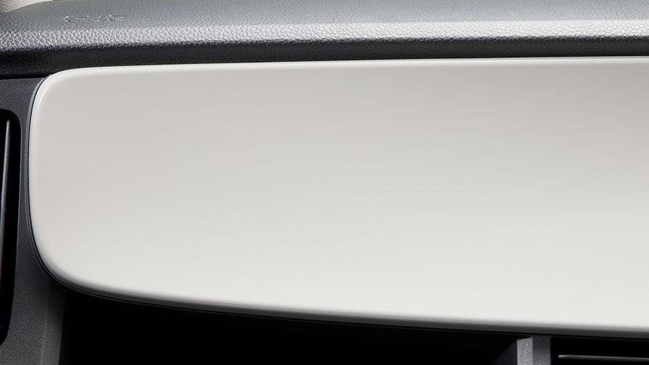 インパネガーニッシュ