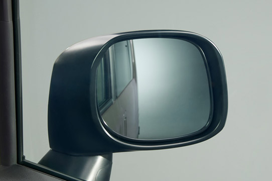 ヒーテッドドアミラー［4WD車］