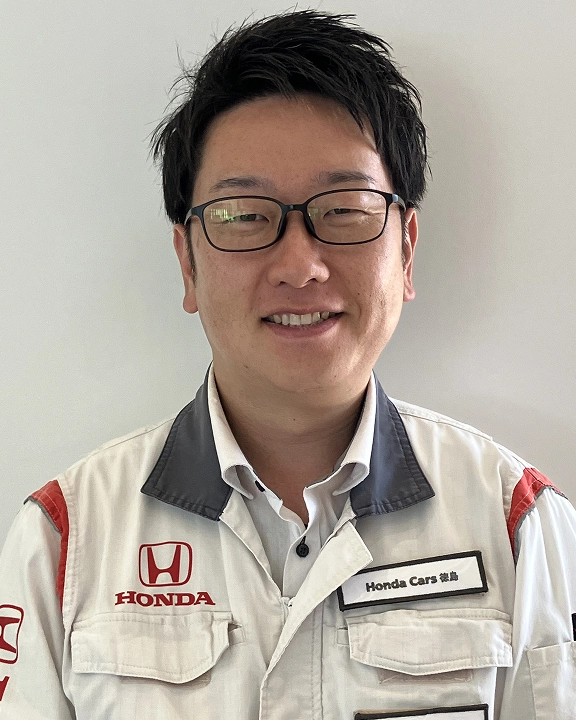 葉坂 誠也