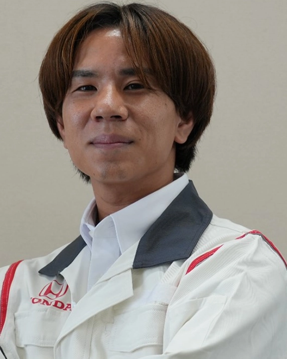 假屋 和弘