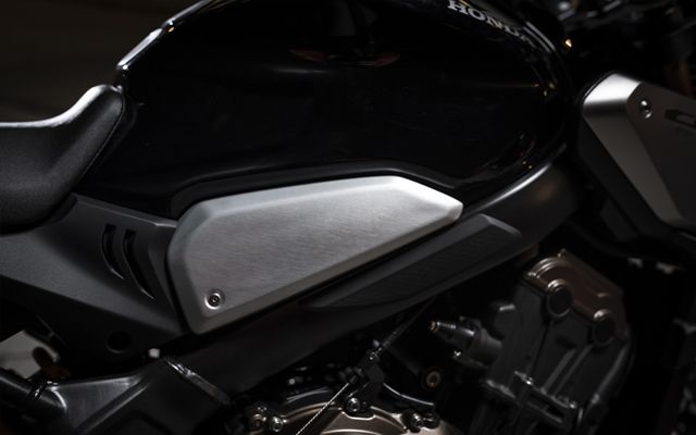 Honda二輪純正アクセサリー Cb650r Cbr650r Honda公式サイト