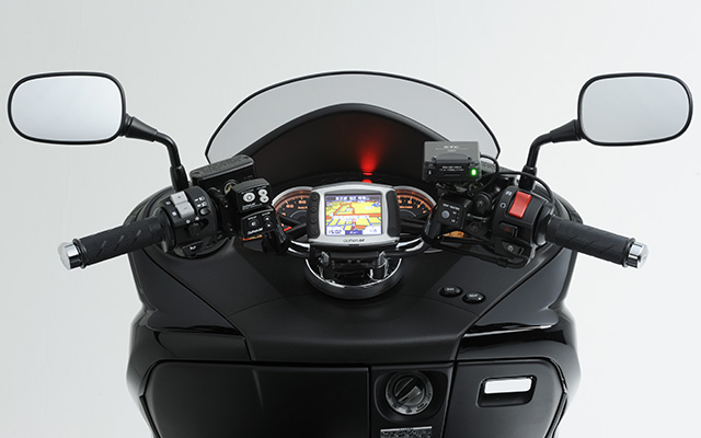 HONDA フォルツァZ バックレスト！USBソケット！ETC！