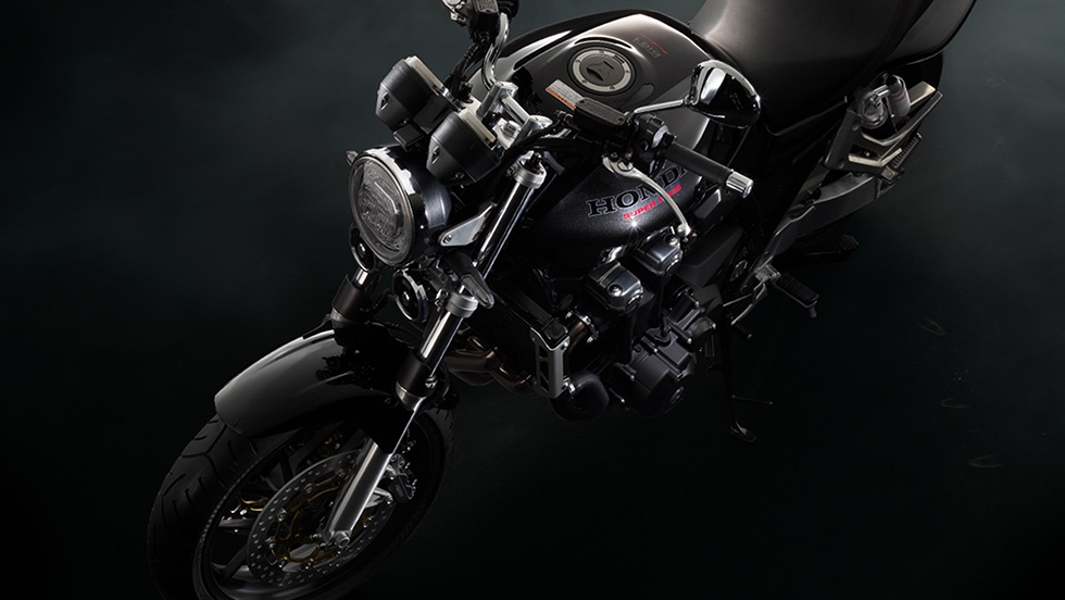 ダイレクトに響く、磨き抜かれたネイキッドスポーツの魅力