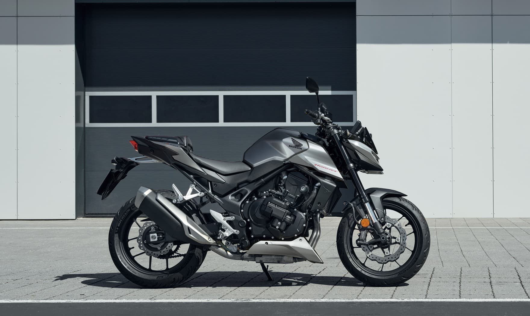 CB750 HORNET E-Clutch