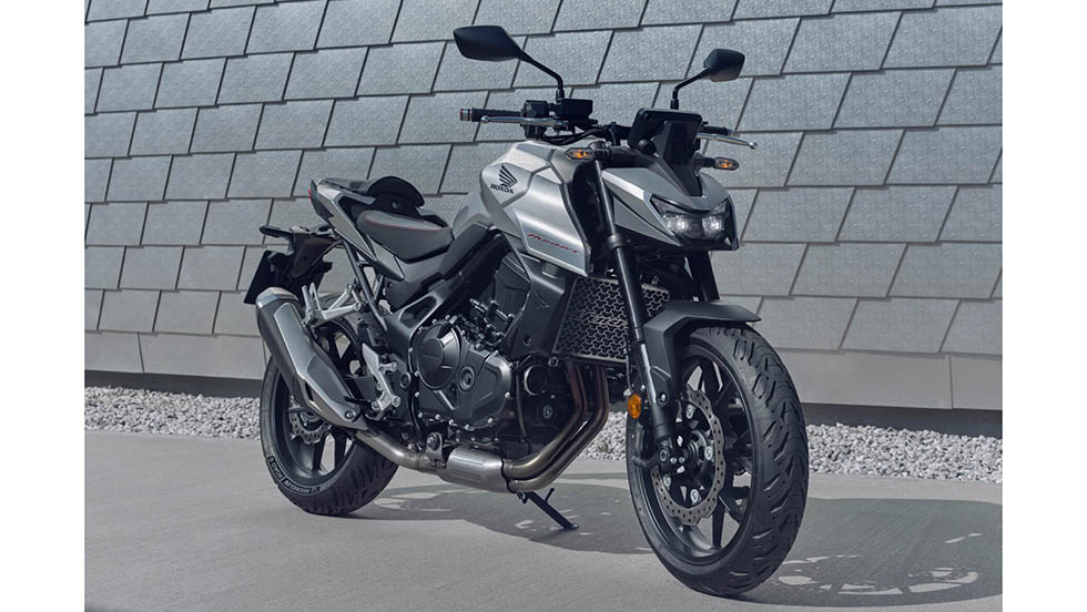 アグレッシブな走りを予感させるスタイリング