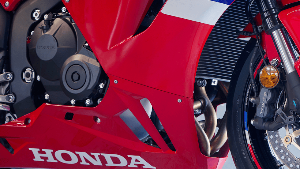 圧倒的なパワーフィールと扱いやすさの両立を追求したエンジン