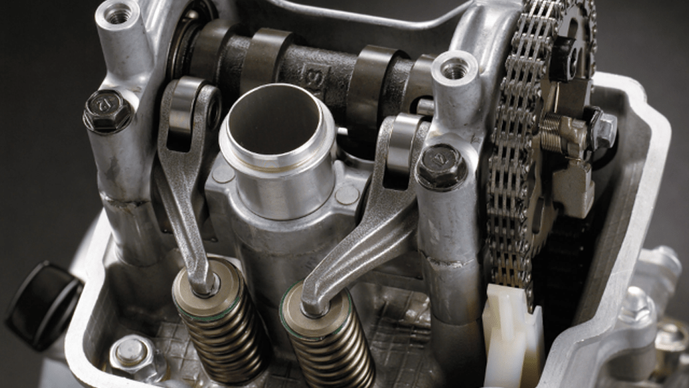 Honda独創*のユニカムバルブトレイン