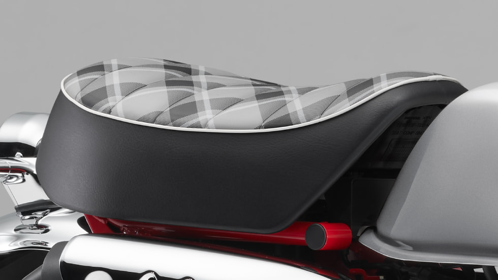 広い座面と快適な座り心地