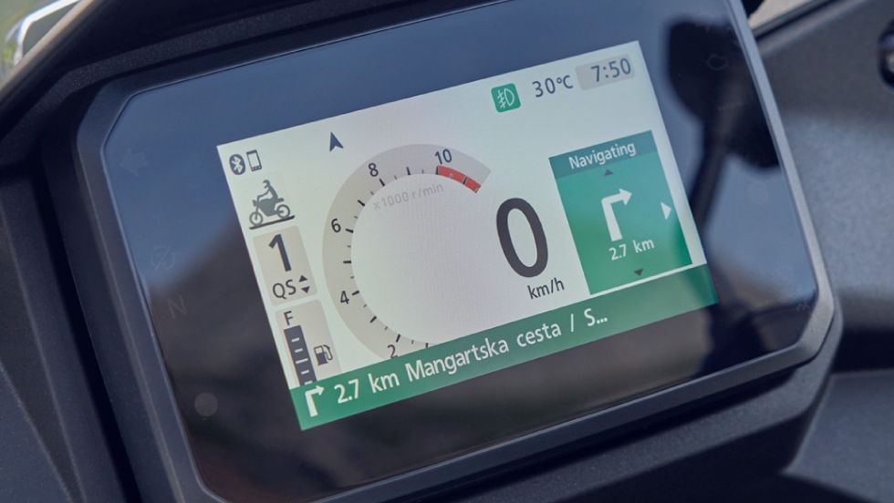 5.0インチTFTフルカラー液晶メーター