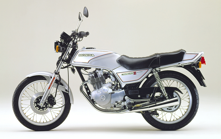 Honda 単気筒ロードスポーツ車 ホンダcb250rs にセル付 Z タイプを追加 同時に 操縦安定性と乗り心地をさらに向上させた ホンダcb650カスタム を発売