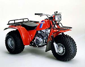 Honda スポーツから業務用まで巾広い用途に適したオフロード専用3輪バギー Atc 70 0 E を発売