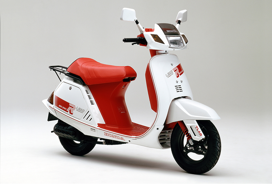 50cc スクーター を 車 に 積む