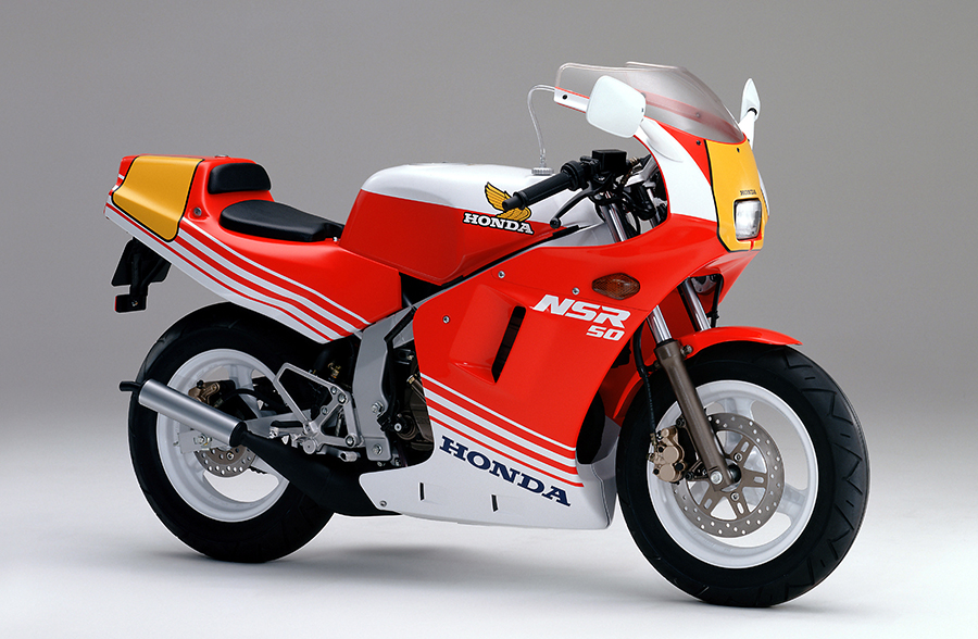Honda 本格装備とデザインのミニサイズスポーツバイク ホンダ Nsr50 を発売
