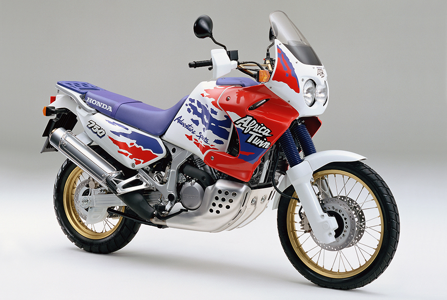 Honda オフロード スタイルの大型ツーリングバイク ホンダ アフリカツイン のカラーリングを変更し発売 Honda オフロード スタイルの大型ツーリングバイク ホンダ アフリカツイン のカラーリングを変更し発売