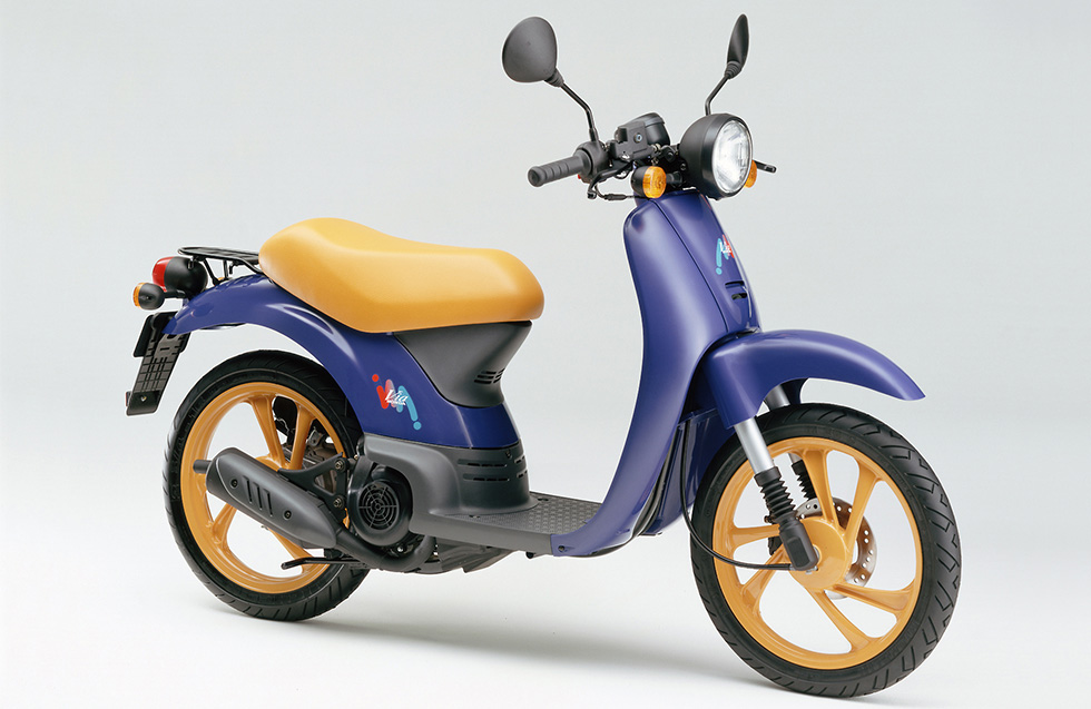 Honda イタリア製のファッショナブルな原付ヨーロピアン スクーター ホンダ Via を輸入し発売 Honda イタリア製のファッショナブルな原付ヨーロピアン スクーター ホンダ Via を輸入し発売