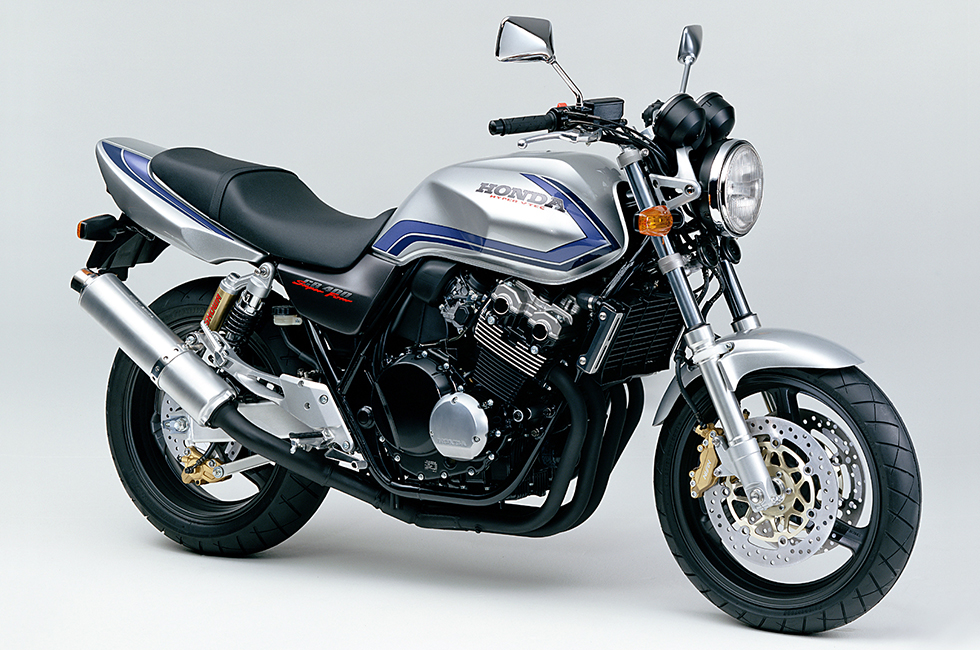 Honda 力強い走りと環境性能を両立させたロードスポーツバイクニュー ホンダcb400 Super Four を発売