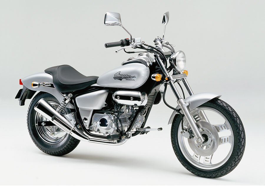 Honda アメリカンカスタムバイク ホンダ マグナ フィフティ 50cc を マイナーモデルチェンジし発売