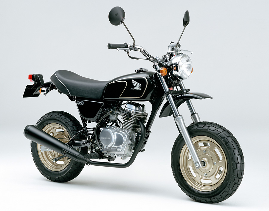 Honda | ギアミッション付スポーツバイク「エイプ」に デラックスタイプを追加し発売