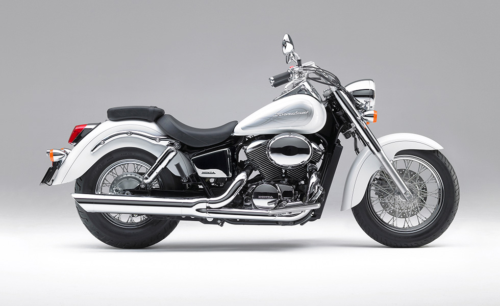 Honda シャドウ 400 と シャドウ スラッシャー のカラーリングを変更するとともに 専用色の シャドウ スラッシャー デラックス をタイプ追加し発売