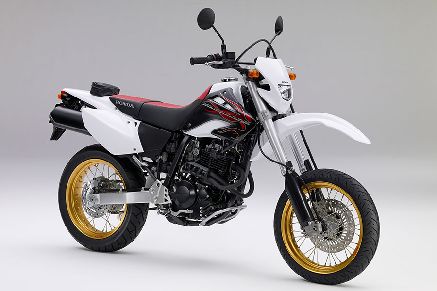 Honda Xr400 モタード のカラーリングを変更し発売
