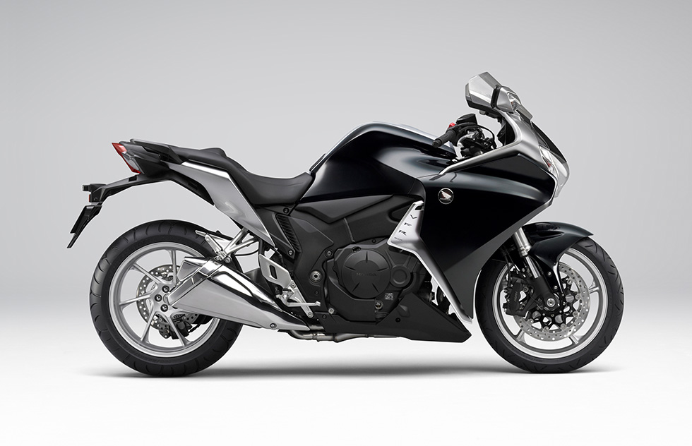 Honda 大型二輪スポーツツアラー Vfr10f シリーズに新たなカラーリングを追加し発売