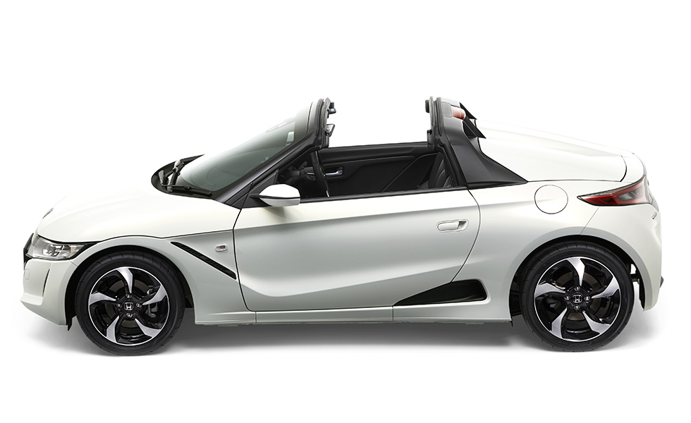 Honda 新型オープンスポーツ S660 エスロクロクマル を発売