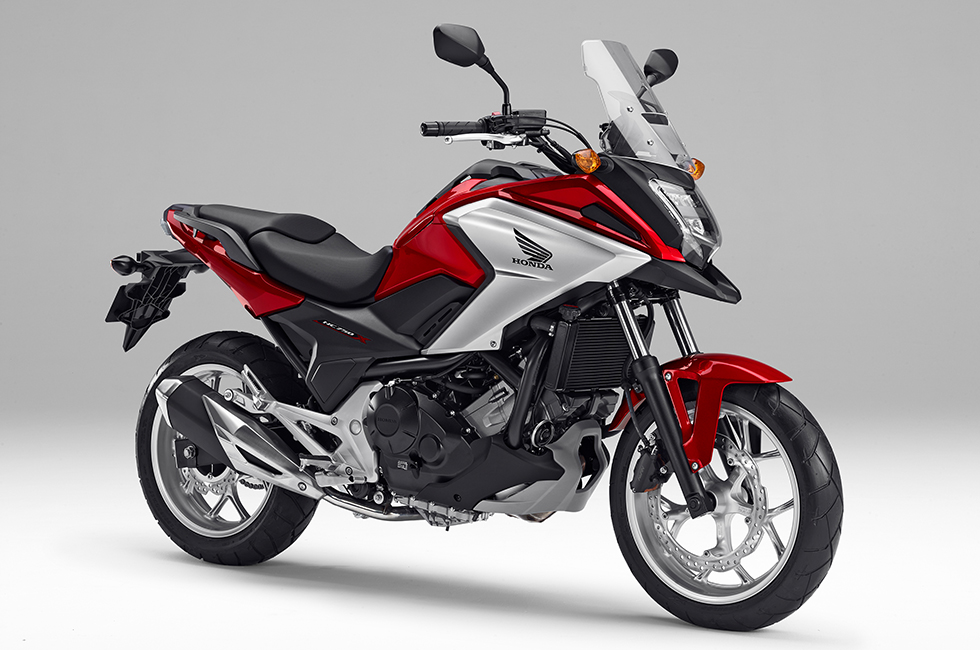 Honda 大型スポーツモデル Nc750x に新色を追加して発売