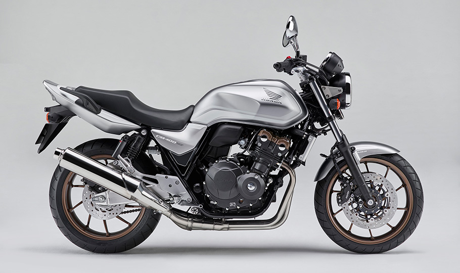 Honda 特別仕様の Cb400 Super Four を受注期間限定で発売