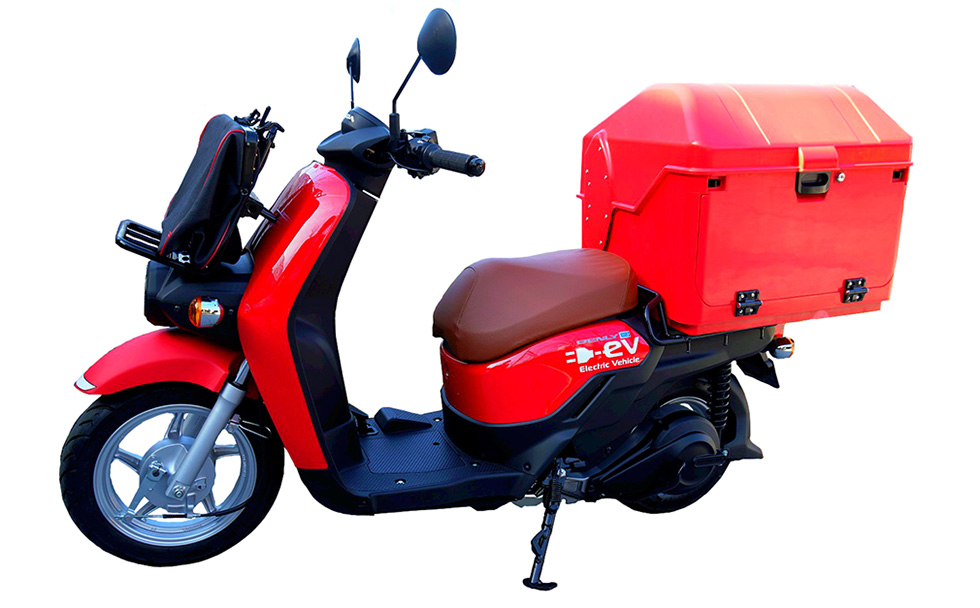 郵便局バイクの配達ボックスです